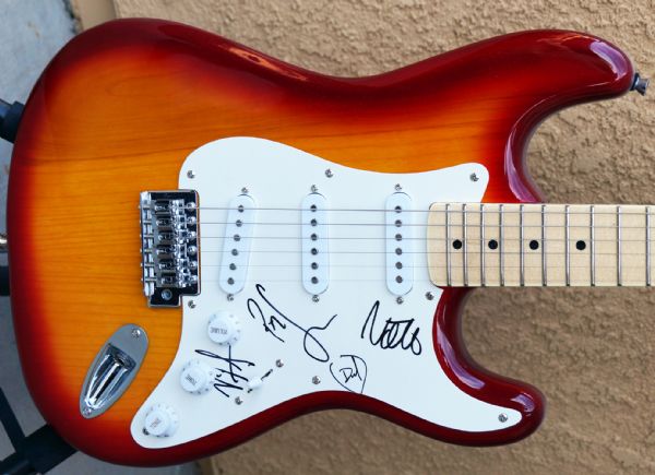 Foo Fighters Group Signed Stratocaster Style Guitar with Original Lineup (4 Sigs)(Epperson/REAL)