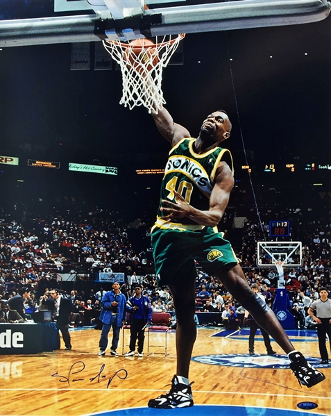Shawn Kemp Signed 16" x 20" Color Photo (Tristar Authenticated)