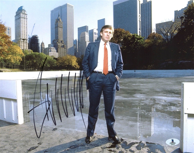 President Donald Trump Signed 11" x 14" Color Photo (Beckett/BAS)