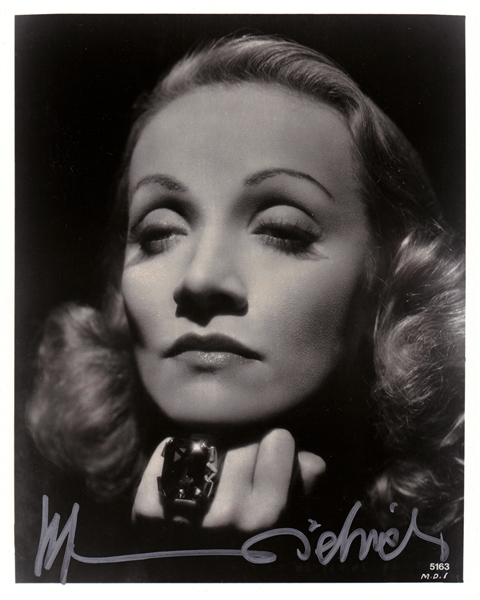 Marlene Dietrich Stunning Signed 8" x 10" B&W Portrait Photograph (Beckett/BAS Guaranteed)