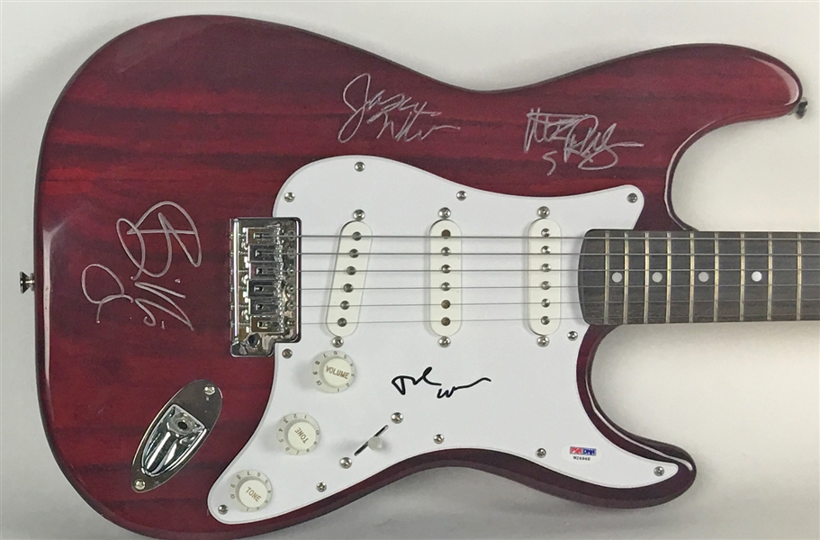 Green Day Group Signed Electric Guitar w/ Rare 4 Signatures! (PSA/DNA)