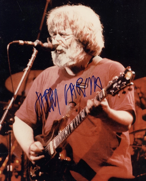 The Grateful Dead: Jerry Gracia Near-Mint Signed 8" x 10" On-Stage Color Photograph (Beckett)