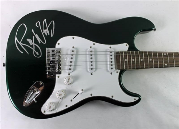 Pink Floyd: Roger Waters Signed Stratocaster-Style Electric Guitar (PSA/DNA)