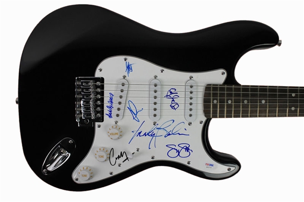 Woodstock Legends Signed Stratocaster-Style Guitar w/ "Country" Joe MacDonald, Stephen Stills, Arlo Guthrie + 4 More! (PSA/DNA)