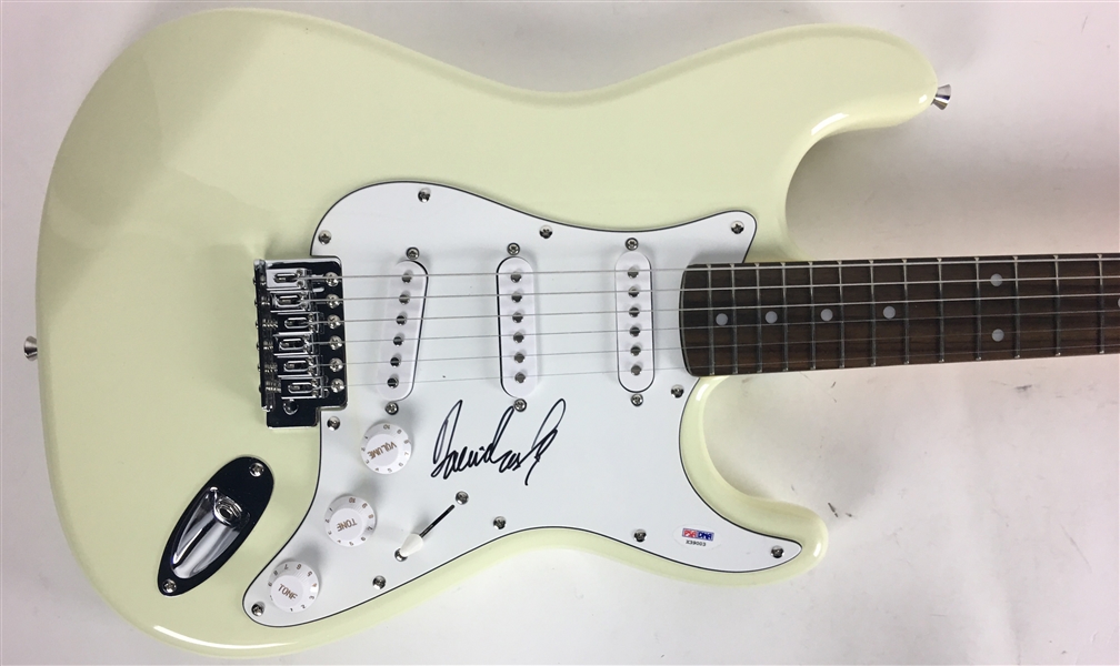 CSNY: David Crosby Signed Stratocaster Style Guitar (PSA/DNA)