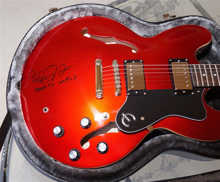 Back to the Future: Michael J. Fox Impressive Signed BTTF-Style Epiphone Hollow Body Guitar (Celebrity Authentics & Beckett/BAS Guaranteed)