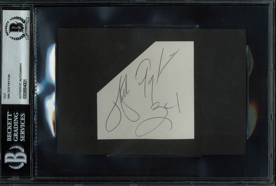 Walter Payton Signed 3" x 3" Signature Cut (BAS/Beckett Encapsulated)