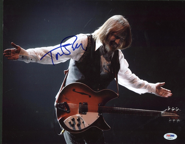 Tom Petty Signed 11" x 14" Color Photograph (PSA/DNA)