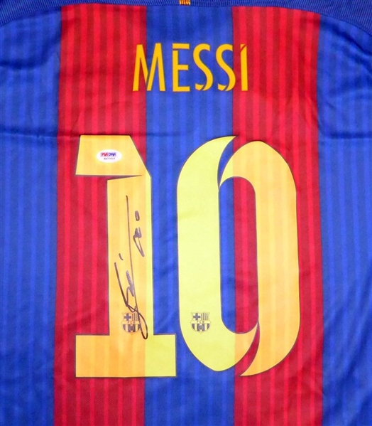 Lionel Messi Signed FC Barcelona FIFA 2015 Soccer Jersey (PSA/DNA)