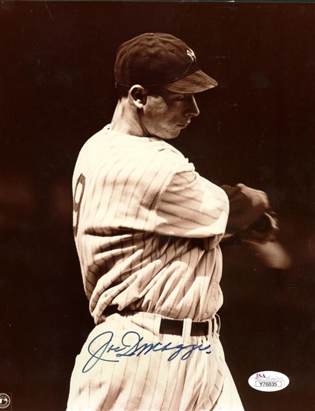 Joe DiMaggio Signed 8" x 10" Photograph (JSA)