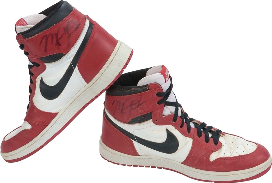 Michael Jordan RARE Signed Original Air Jordan 1 Sneakers (JSA)