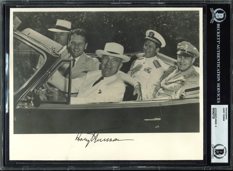 President Harry Truman Signed 8" x 10" Black & White Photograph (Beckett/BAS Graded MINT 9)