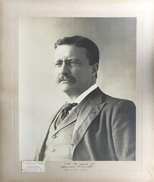 President Theodore Roosevelt STUNNING Signed Over-Sized 16.5" x 22" Harris & Ewing 1905 Photograph (Beckett/BAS Guaranteed)