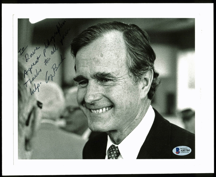 President George H.W. Bush Signed 8" x 10" Color Photograph (JSA)