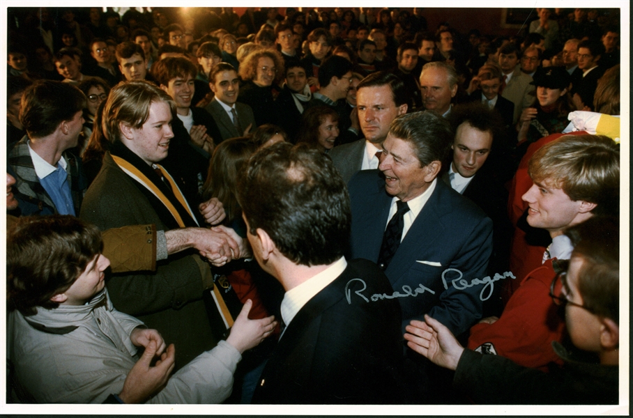 Ronald Reagan Signed "Oxford Union" Color 7" x 10" Photograph (Beckett/BAS Guaranteed)