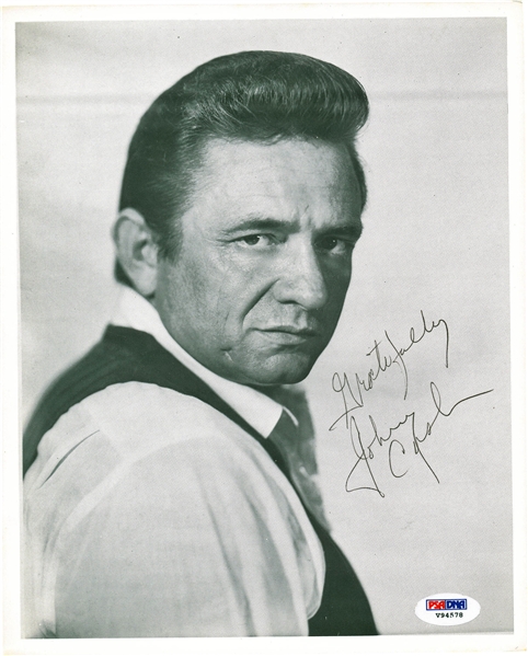 Johnny Cash Superbly Signed Vintage 8" x 10" Photograph (PSA/DNA)