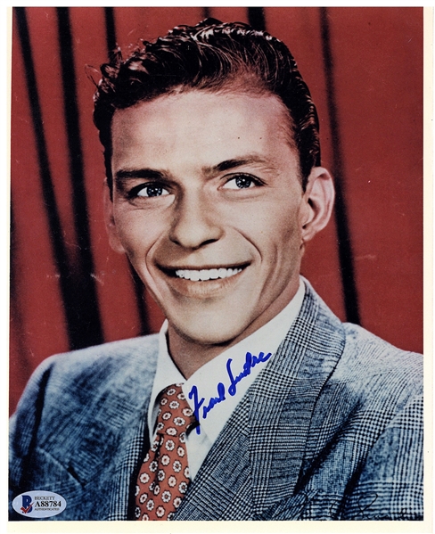 Frank Sinatra Near-Mint Signed 8" x 10" Color Photograph (Beckett/BAS)
