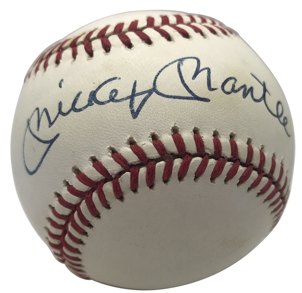 Mickey Mantle Superbly Signed OAL Baseball (Beckett/BAS Guaranteed)