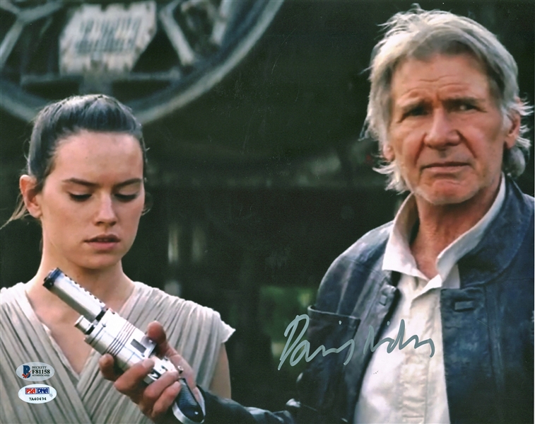 Star Wars: Daisy Ridley Beautiful Signed 11" x 14" Color Photo from "The Force Awakens" (Beckett/BAS)