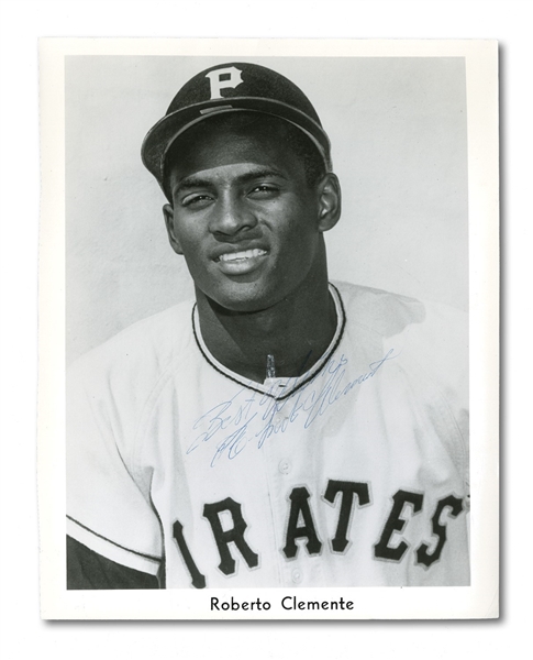 Roberto Clemente Near-Mint Signed 8" x 10" Promotional Photo (PSA/DNA)