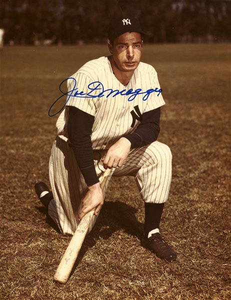 Joe DiMaggio Near-Mint Signed 8" x 10" Yankees Photograph (Beckett/BAS)