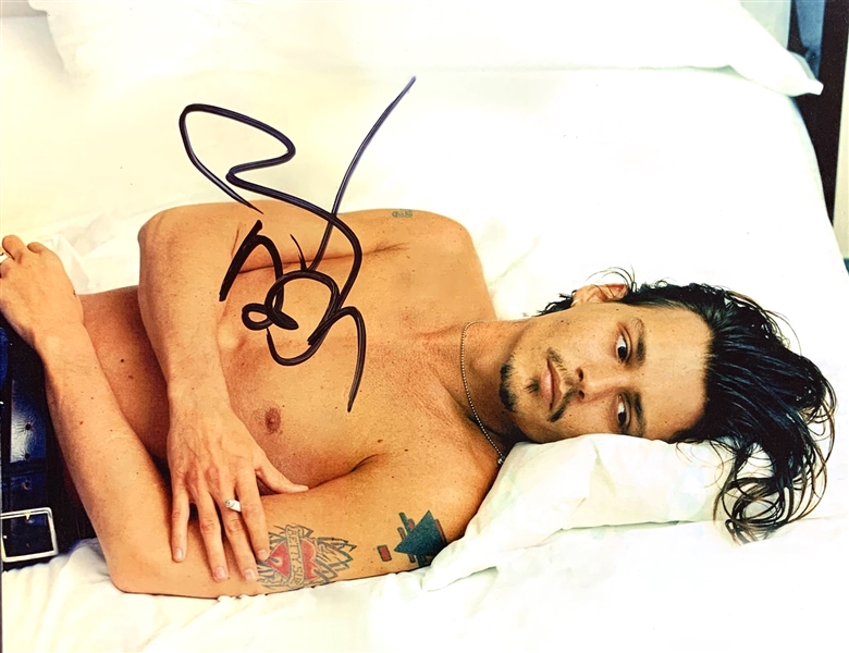 Johnny Depp In-Person Signed 8" x 10" Color Photo (Beckett/BAS Guaranteed)