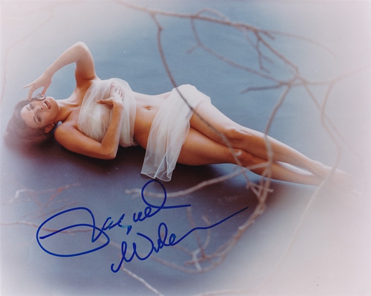 Racquel Welch In-Person Signed 8" x 10" Color Photo with Signing Proof (Beckett/BAS Guaranteed)