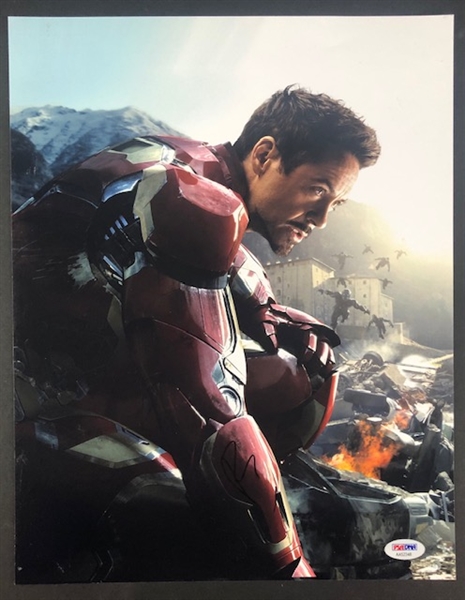 Robert Downey Jr. Signed 11" x 14" Color Photograph (PSA/DNA)