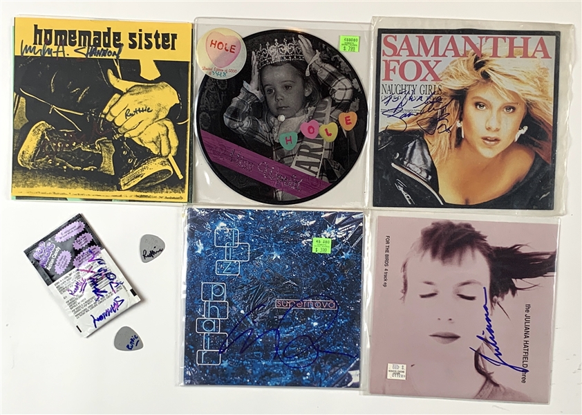 Girl Power LOT (4) (Love, Phair, Hatfield, etc) In-Person Signed 45 RPM Records (John Brennan Collection) (Beckett/BAS Guaranteed) 
