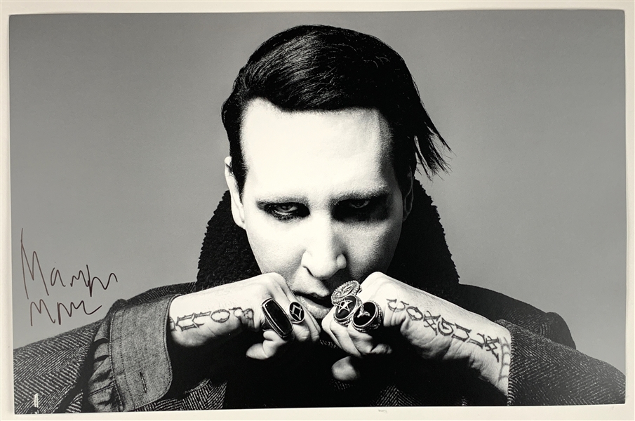 Marilyn Manson Oversized Signed 17” x 11” Photo (Beckett/BAS Guaranteed)