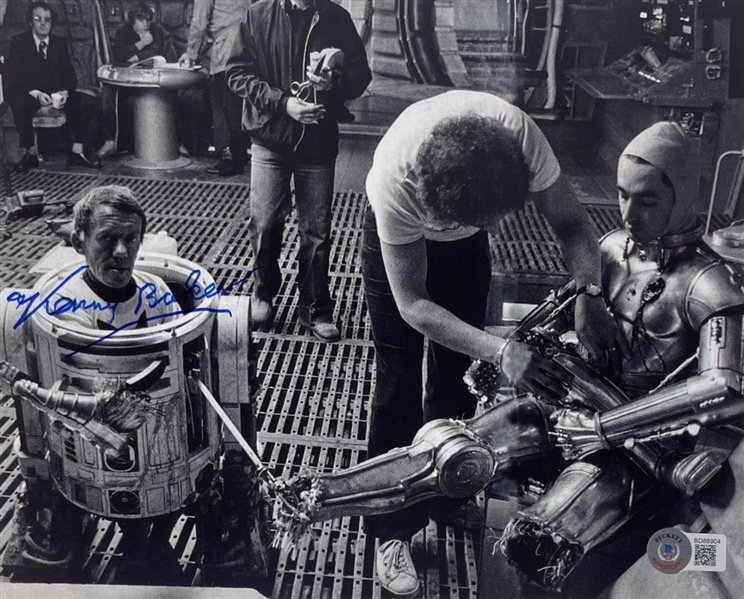Star Wars: Kenny Baker Signed 8" x 10" Photo (BAS COA)(Steve Grad Autograph Collection) 