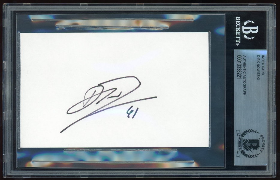 Dirk Nowitzki Signed 3" x 5" Index Card (Beckett/BAS Encapsulated)