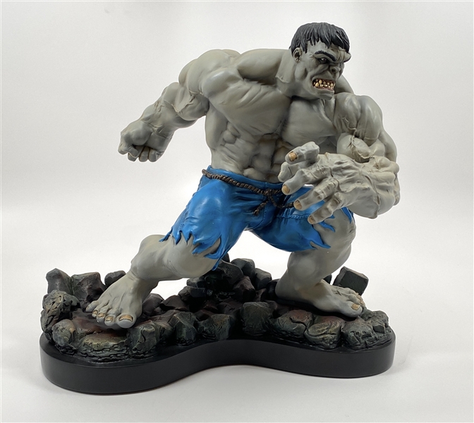 The Hulk: Stan Lee Signed “The Incredible Hulk” 13” Painted Statue (Celebrity Authentics) (Third Party Guaranteed) 