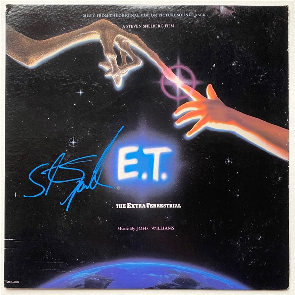 ET: Steven Spielberg In-Person Signed Movie Soundtrack Record Album (JSA LOA) 