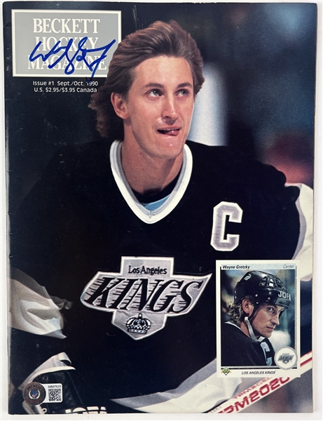 Wayne Gretzky & Patrick Roy Dual Signed Beckett Hockey Magazine #1 (Sept/Oct 1990)(Beckett/BAS LOA)