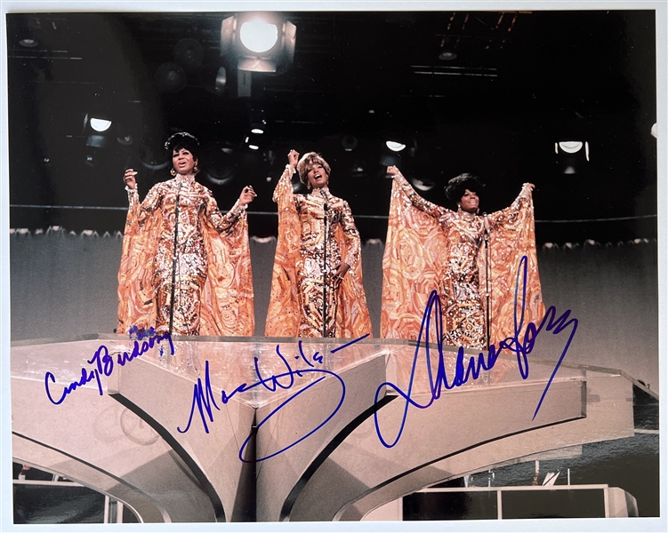 The Supremes In-Person Group Signed 14” x 11” Photo (3 Sigs) (JSA Authentication)  