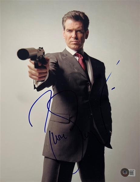 Pierce Brosnan Signed 11" x 14" James Bond Photo (Beckett/BAS)