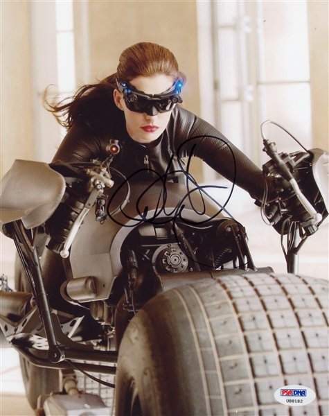 Anne Hathaway Signed 8" x 10" Photo (PSA/DNA)