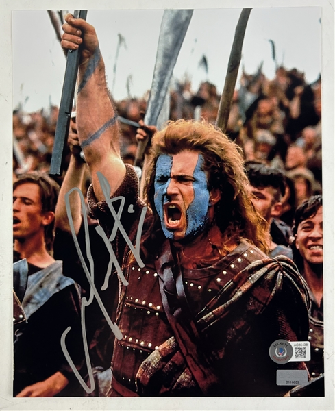 Mel Gibson Signed 8" x 10" Color Photo from "Braveheart" (Celebrity Authentics & Beckett/BAS LOA)