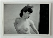 Bettie Page Original Unpublished Nude Photo from Cass Carr Camera Club Session (c. 1950s) 