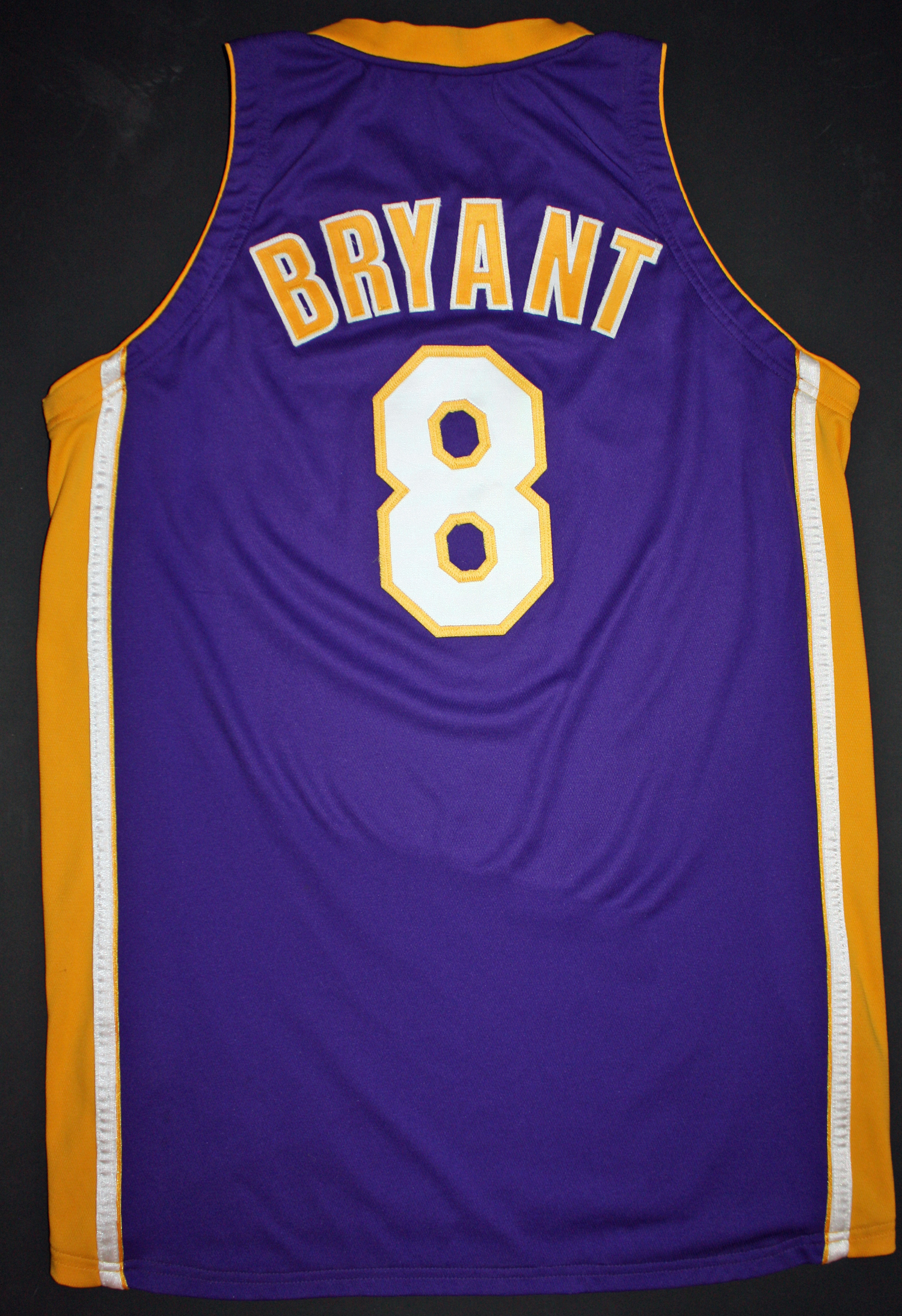 kobe bryant game worn jersey signed
