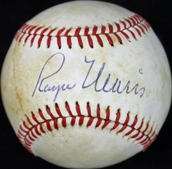 Roger Maris Signed ONL Baseball (PSA/DNA & JSA)