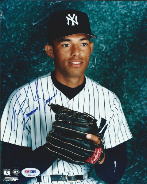 Mariano Rivera Signed Rookie-Era 8" x 10" Photo (PSA/DNA)