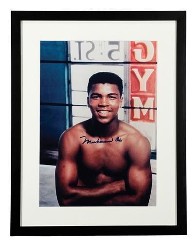 Muhammad Ali Signed & Framed 11" x 14" Color Photo w/ Desirable Pre-Parkinson Signature! (PSA/DNA)