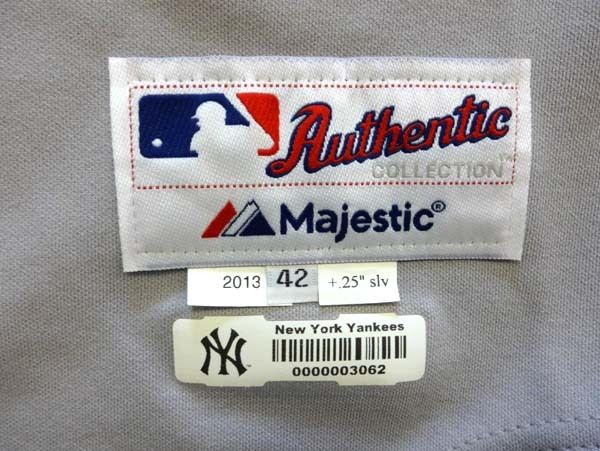 Lot Detail - Ichiro Suzuki 2013 Game-Used/Worn & Signed New
