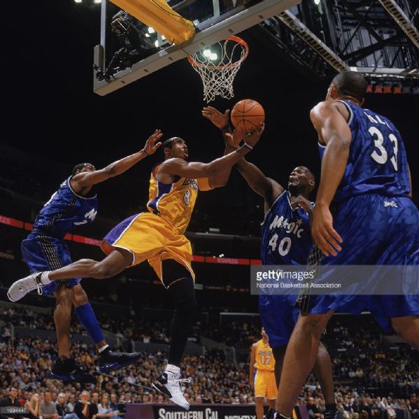 kobe bryant 2002 shoes