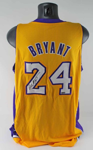 Kobe Bryant Signed Pro-Cut Lakers Jersey (Panini Sports)