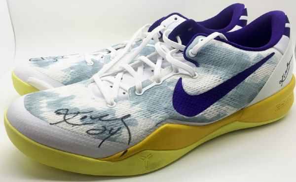 2012-13 Kobe Bryant Signed & Game Worn Nike Basketball Sneakers (DC Sports)