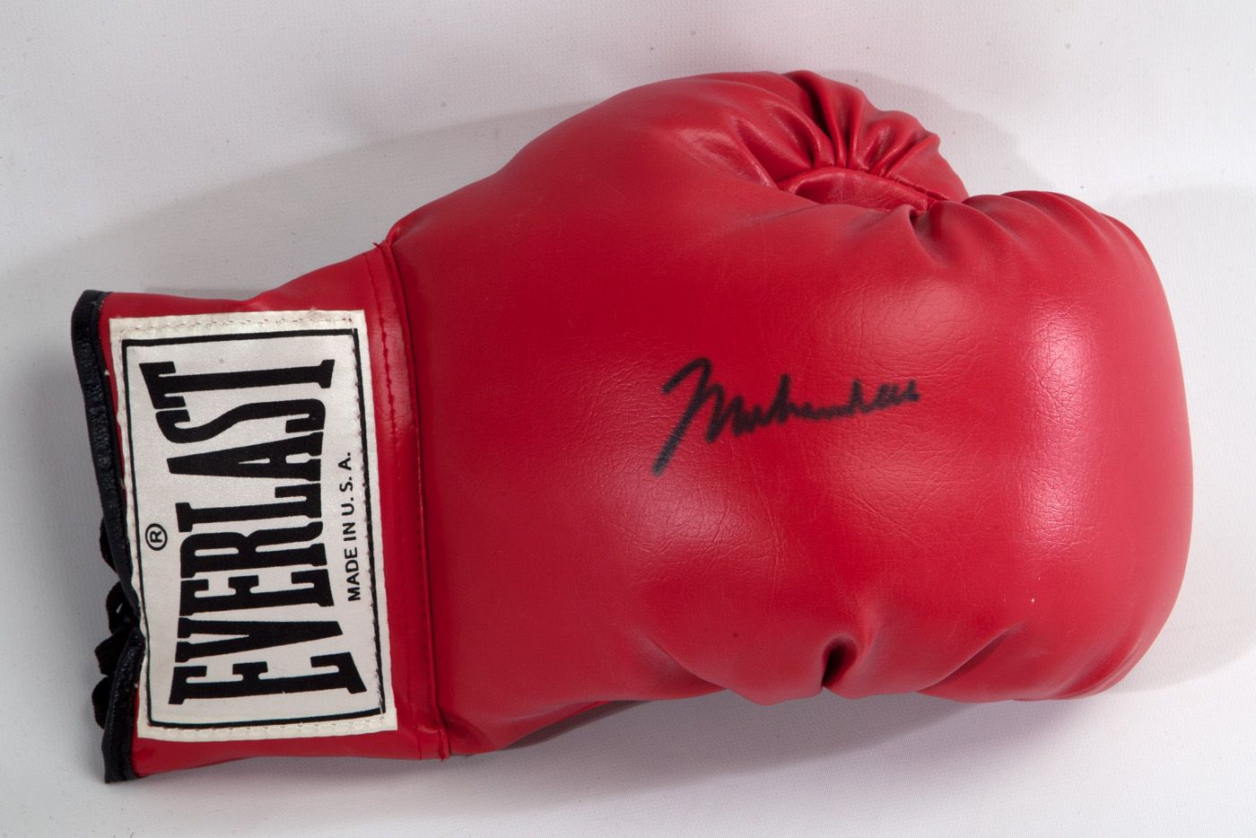 Lot Detail - Muhammad Ali Signed Red Everlast Boxing Glove w/ Superb ...
