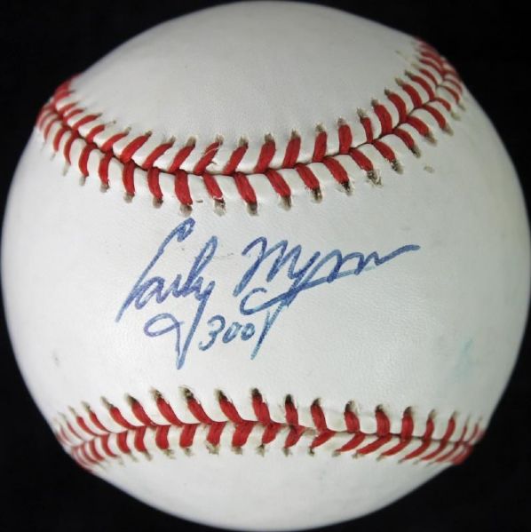 Early Wynn Signed "300" OML Baseball (JSA)